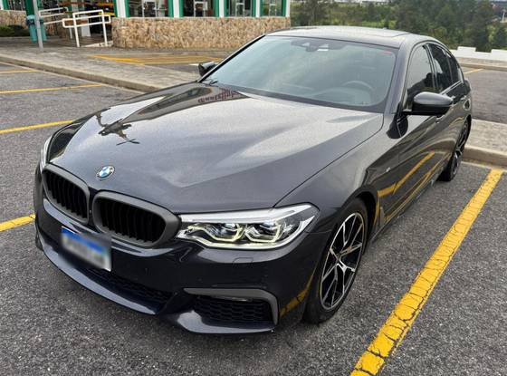 BMW 540i 3.0 24V TURBO GASOLINA M SPORT AUTOMÁTICO BMW 540i 3.0 24V TURBO GASOLINA M SPORT AUTOMÁTICO